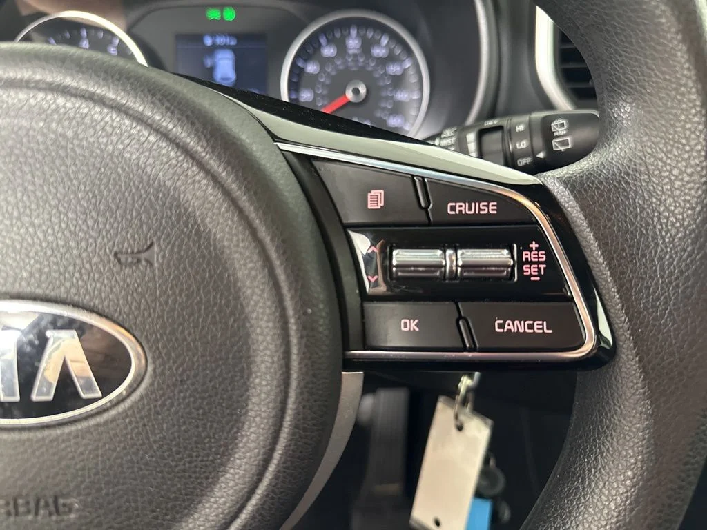Used 2021 Silver Kia LX image 9