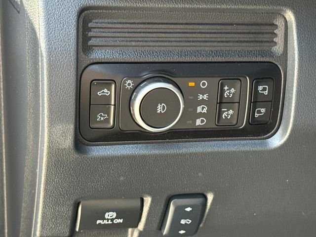 Used 2026 White Ford Lariat image 21