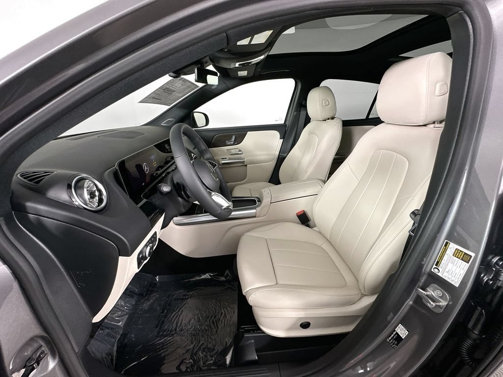 New 2026 Mountain Grey Metallic Mercedes-Benz GLA 250 image 50