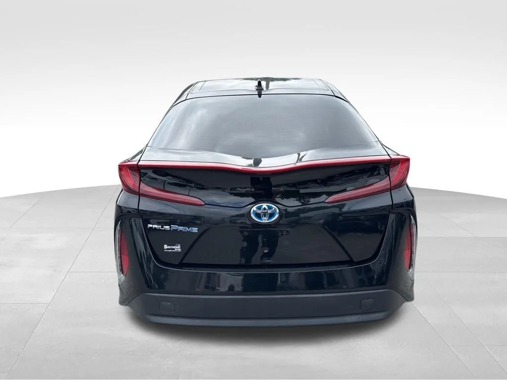 Used 2021 Black Toyota LE image 4