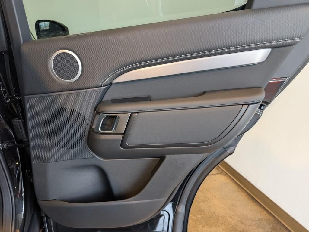 New 2026 Santorini Black Land Rover  image 30