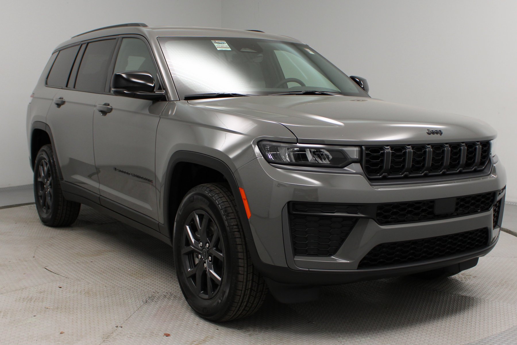 2027 Jeep Grand Cherokee L