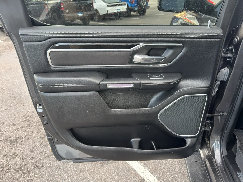 Used 2022 Granite Crystal Metallic Clearcoat Ram Laramie image 14