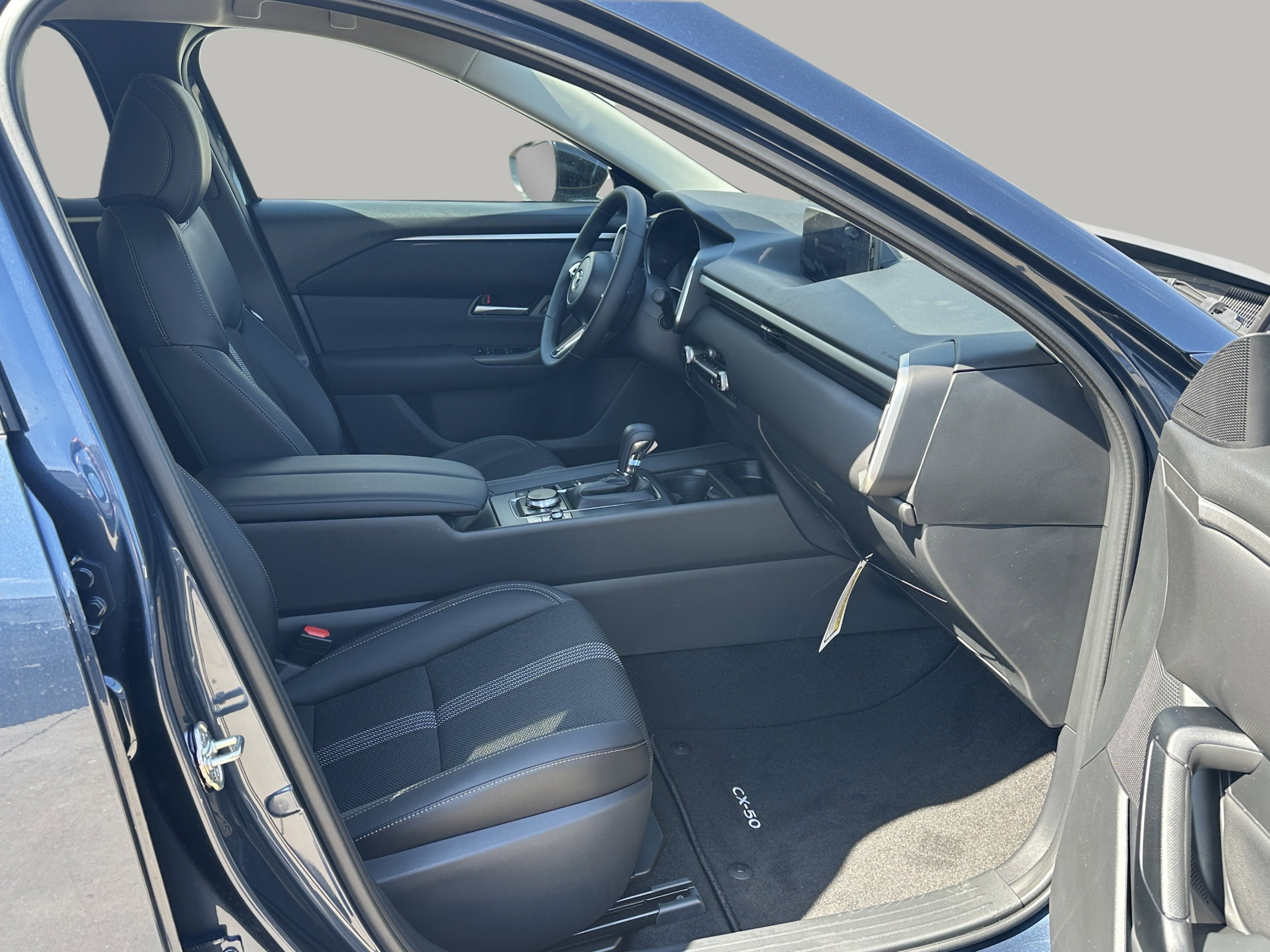 2025 Mazda CX-50 Premium - Photo 14