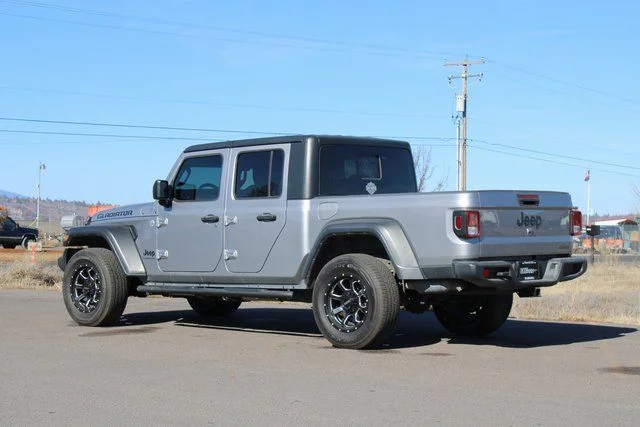 Used 2020 Silver Jeep Sport image 4