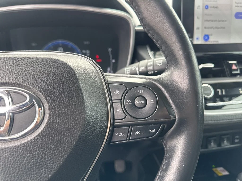 Used 2023 Silver Toyota XLE image 23