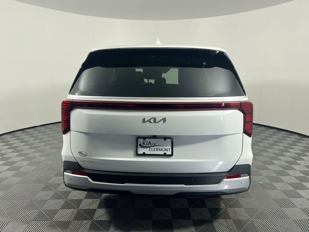 New 2026 Snow White Pearl Kia LXS image 4