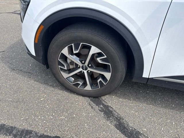 Certified Used 2024 White Kia EX image 11