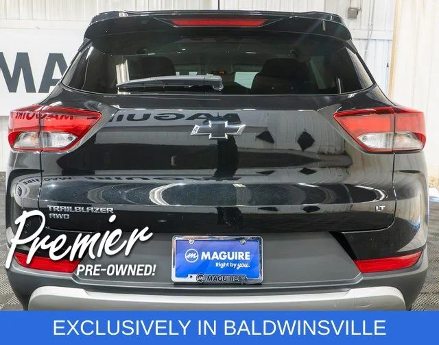 Used 2023 Black Chevrolet LT image 6