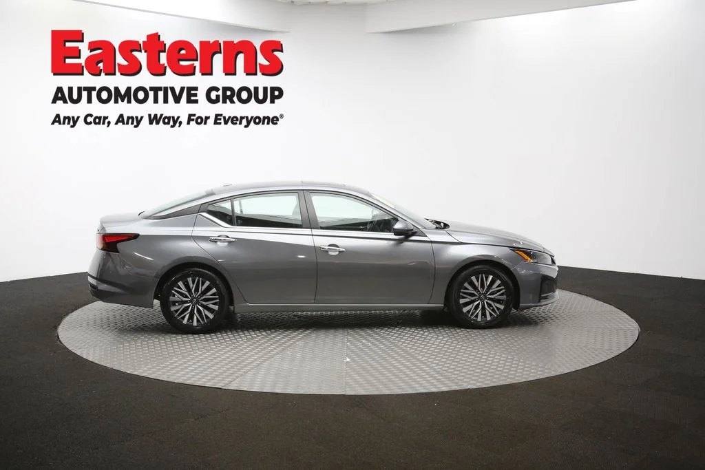 Used 2023 Gray Nissan 2.5 SV image 44