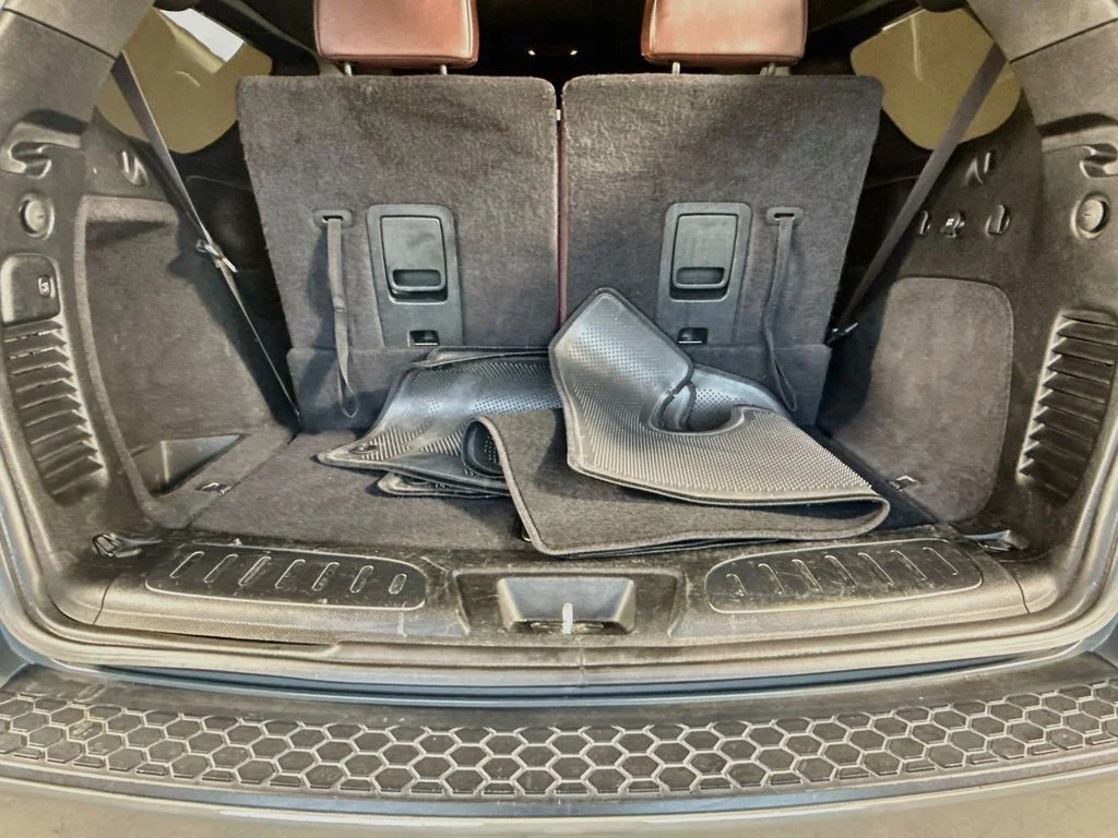 Used 2023 Gray Dodge R/T Premium image 27