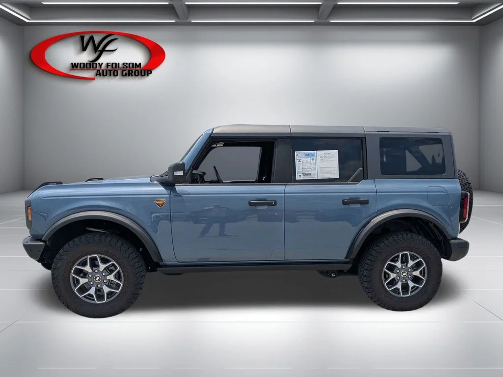 Used 2024 Gray Ford Badlands image 7