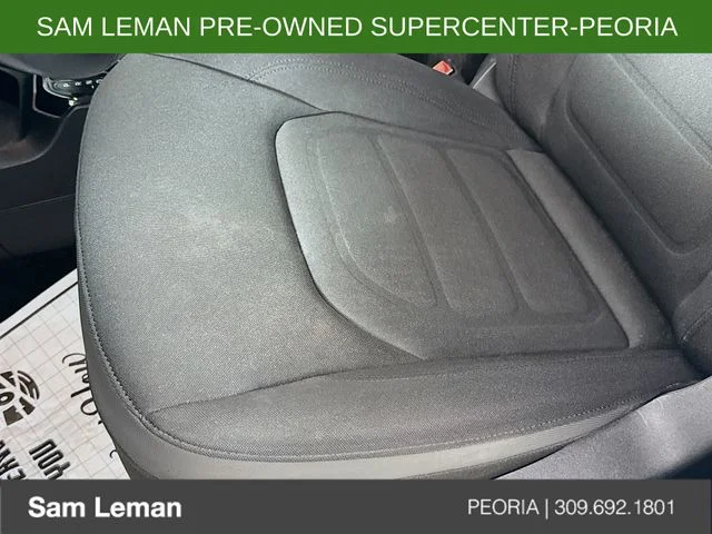 Used 2017 Blue Jeep Latitude image 18
