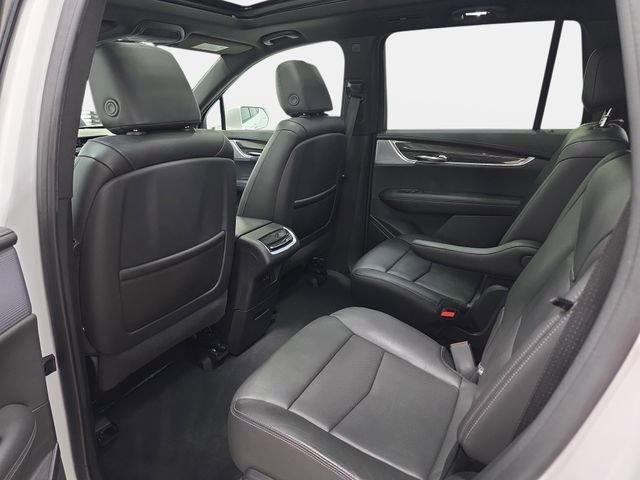 Used 2020 White Cadillac Sport image 12