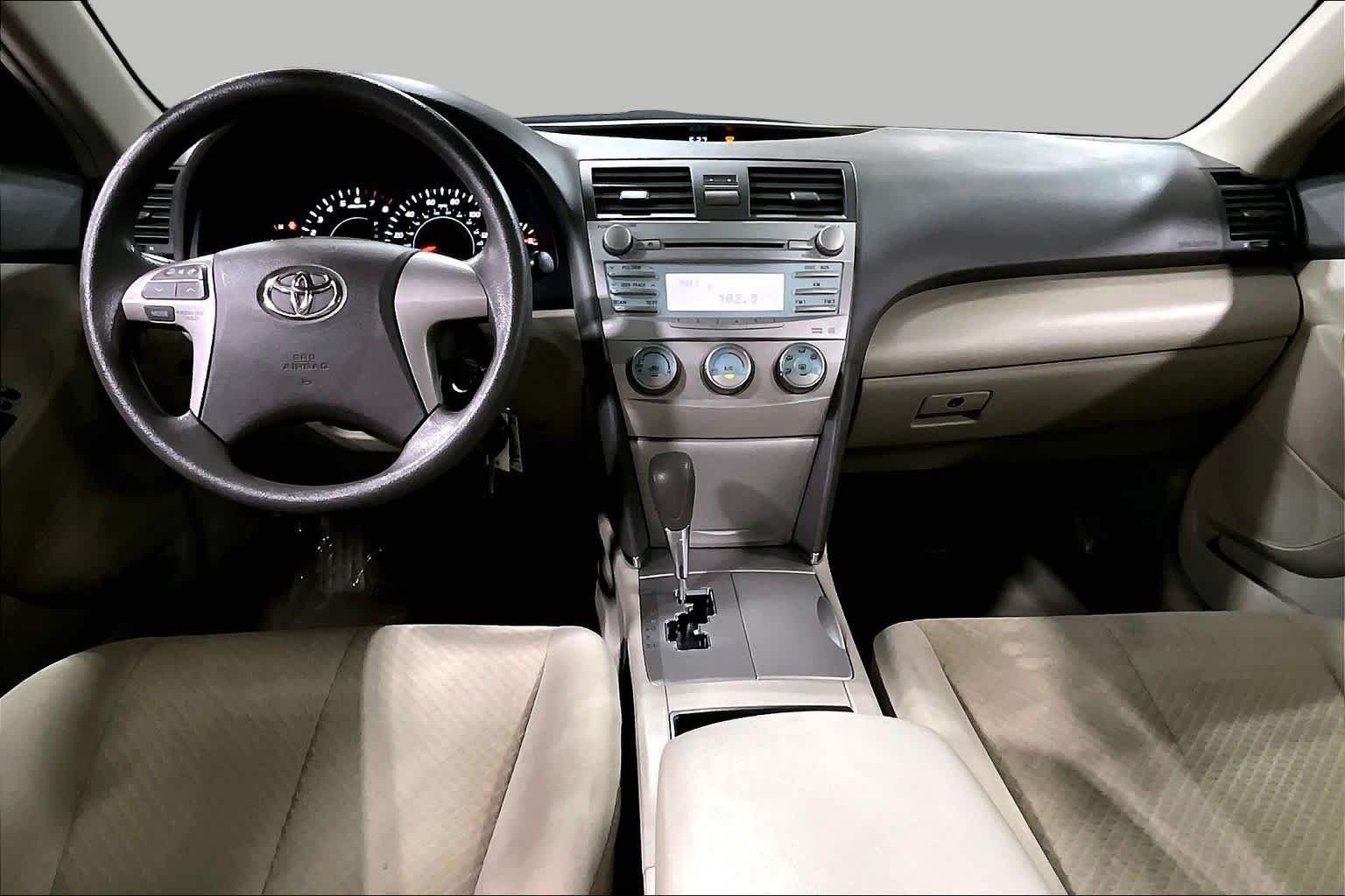 Used 2008 Blue Ribbon Metallic Toyota LE image 15