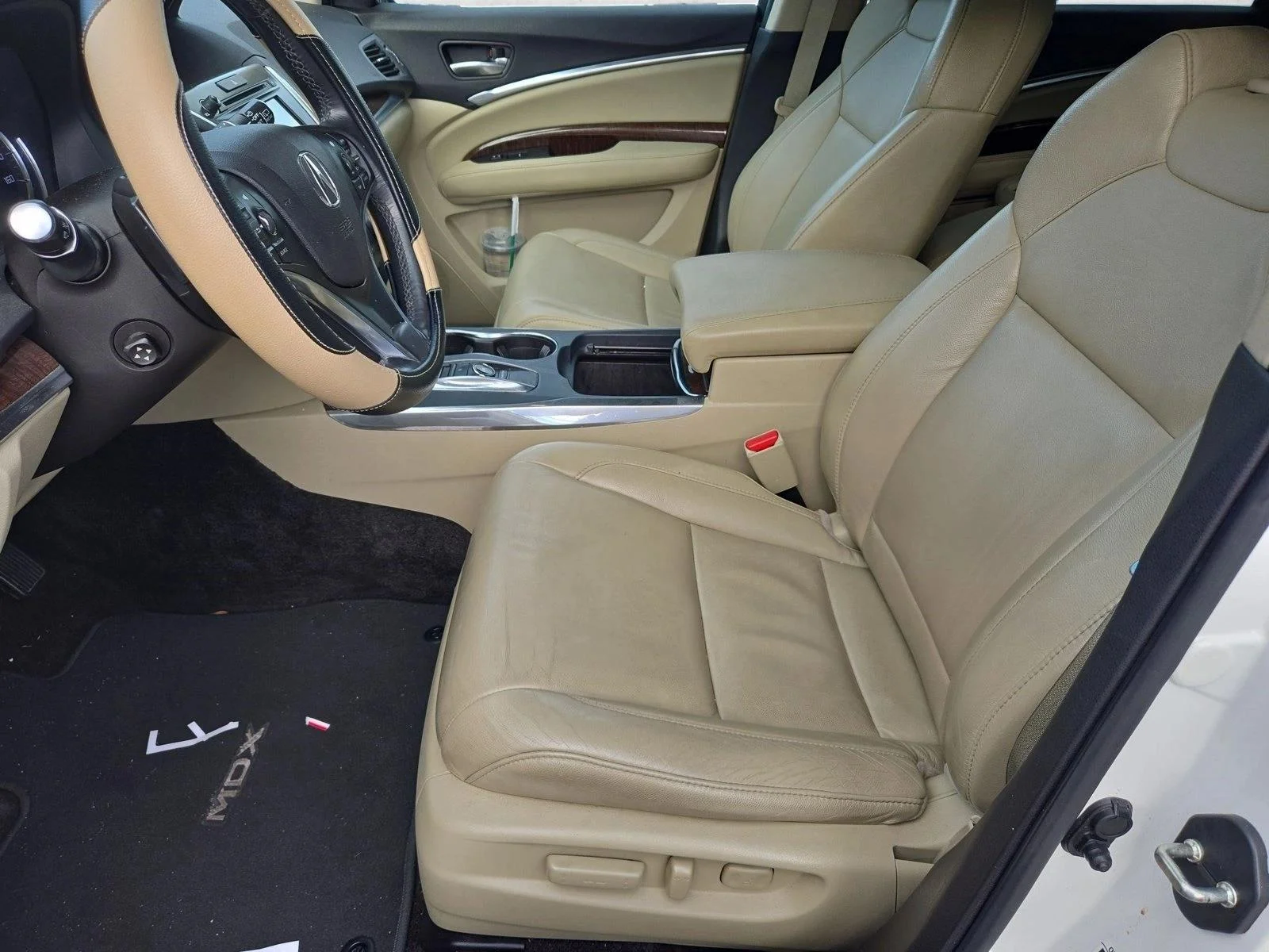 Used 2017  Acura  image 14