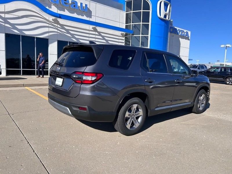2025 Honda Pilot EX-L photo 2