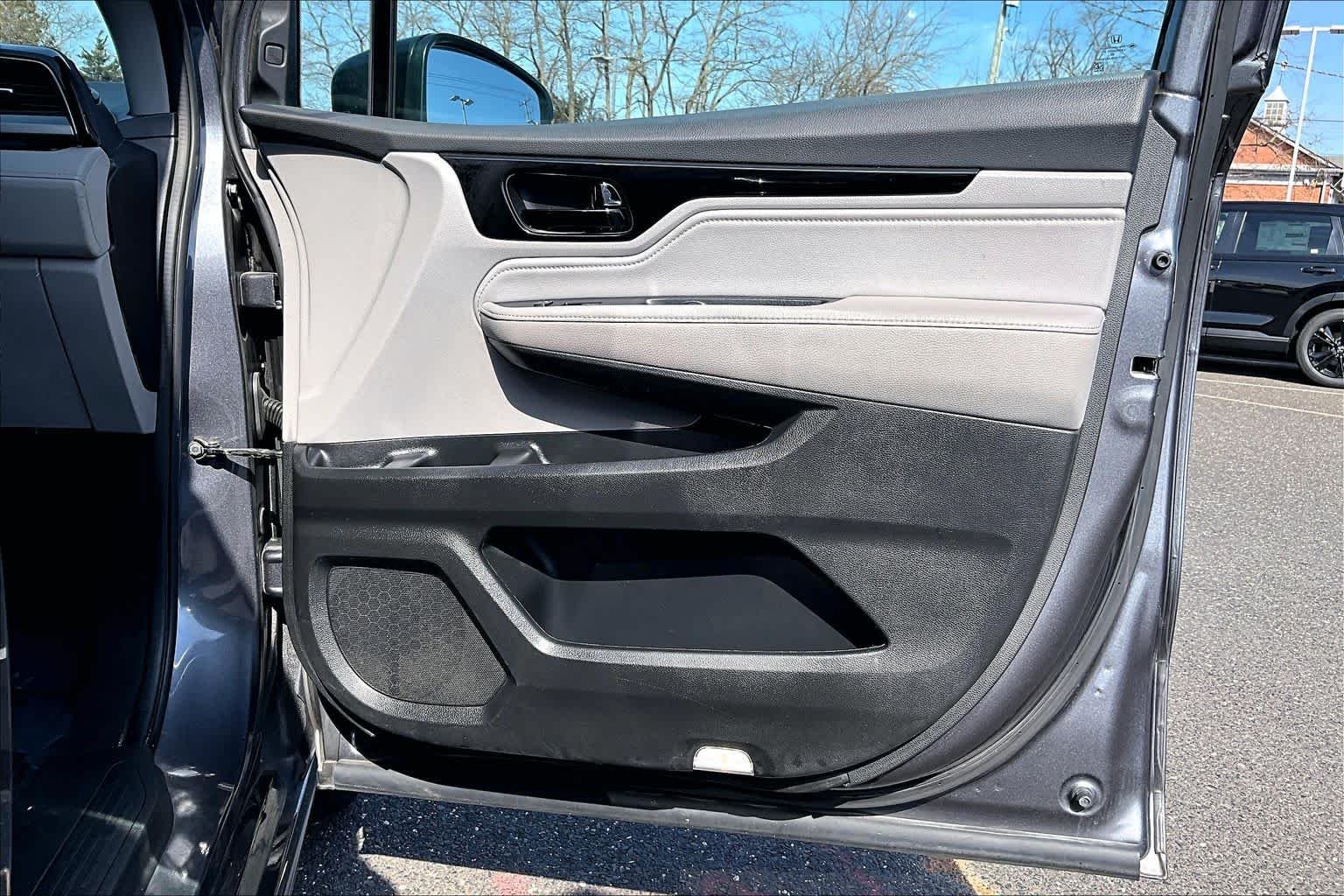 2024 Honda Odyssey Touring - Photo 23