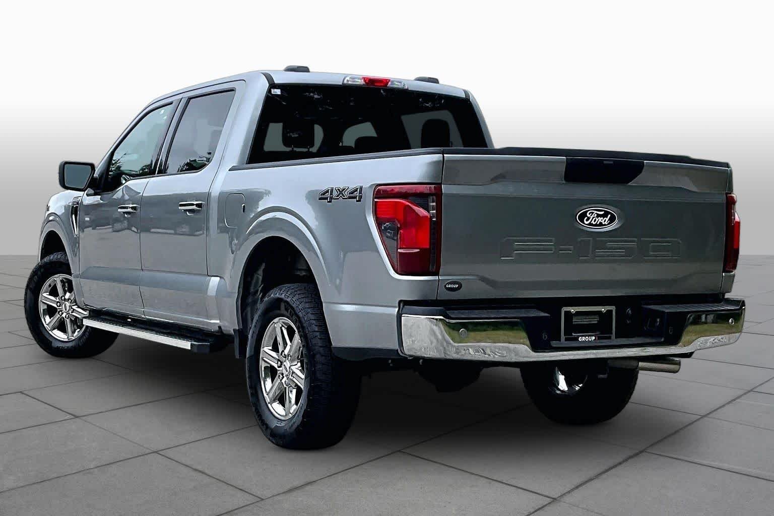 Certified Used 2025 Iconic Silver Metallic Ford XLT image 12