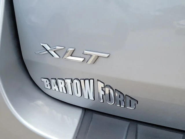 Used 2023 Silver Ford XLT image 9