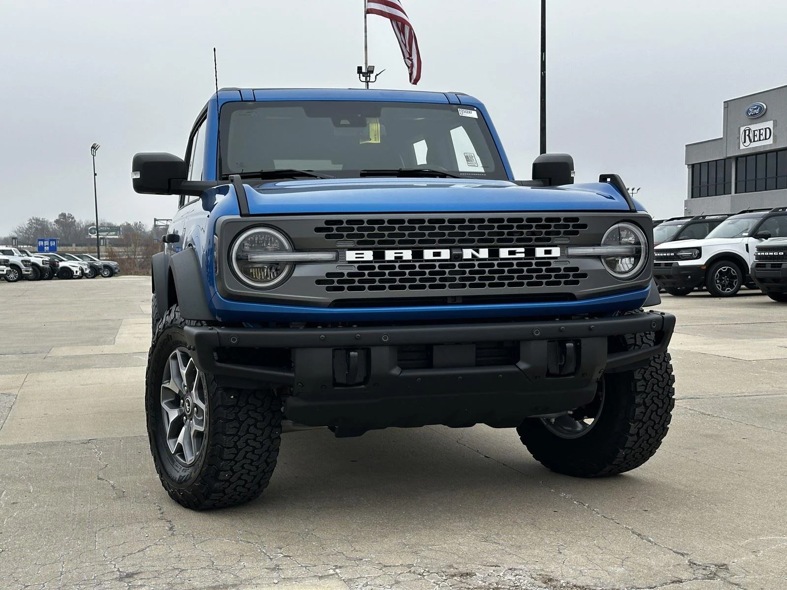 New 2025 Velocity Blue Metallic Ford Badlands® image 2