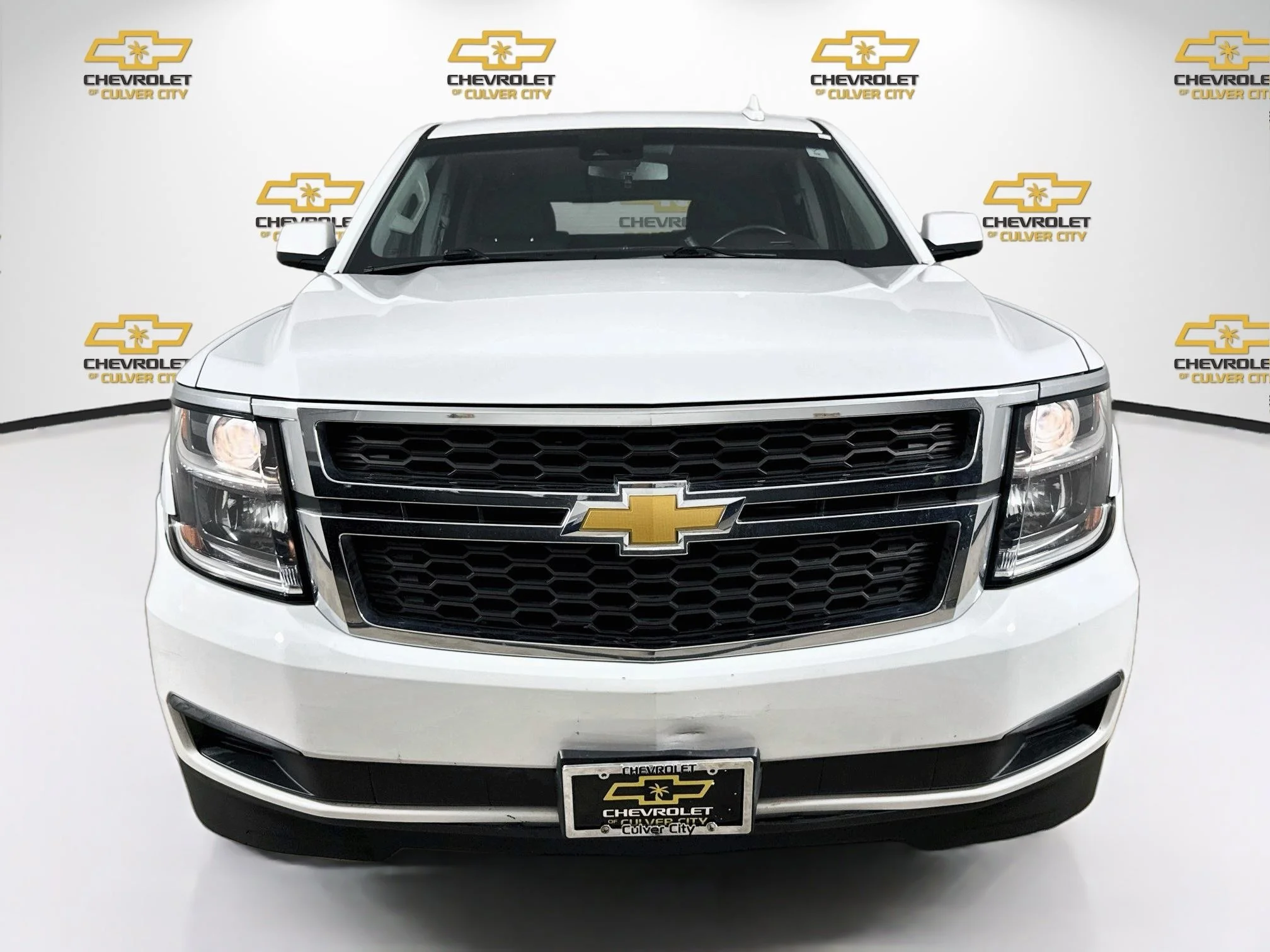 Used 2018 SUMMIT WHITE Chevrolet LS image 2