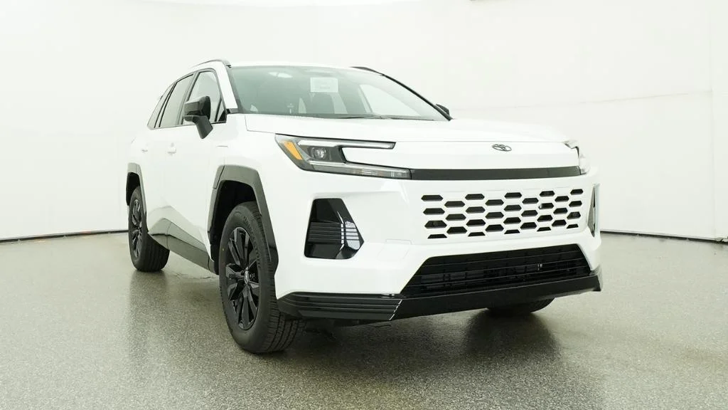 New 2026 Ice Cap Toyota SE image 6