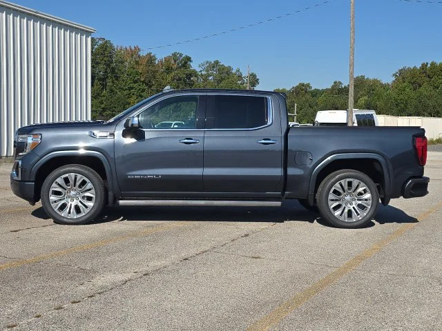 Used 2022 Blue GMC Denali image 2