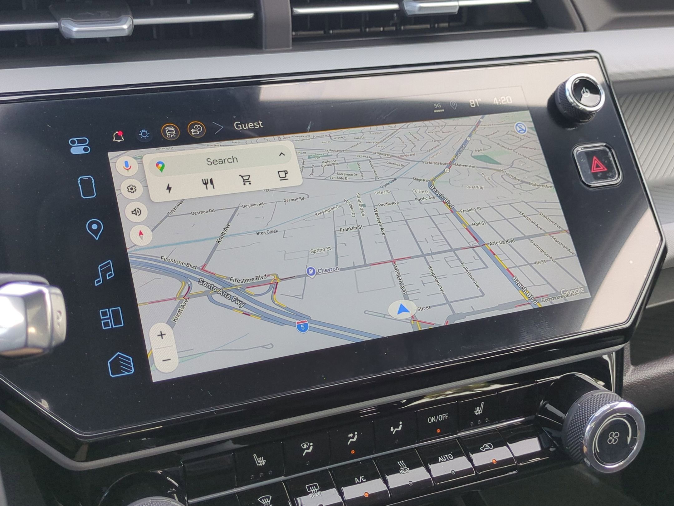New 2027 Mosaic Black Metallic Chevrolet LT image 16