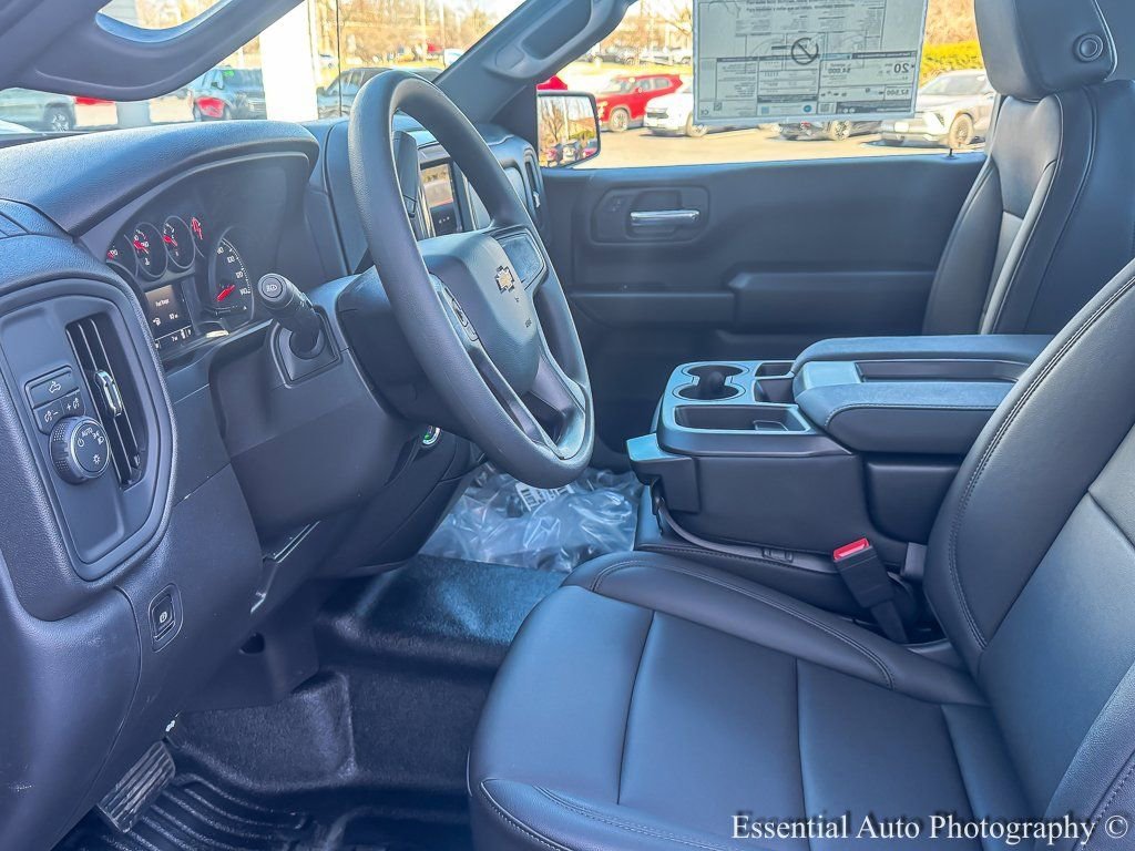 2026 CHEVROLET SILVERADO - Image 9