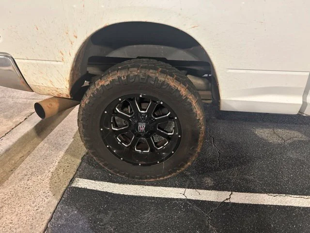 Used 2012 Bright White Clearcoat Ram SLT image 13