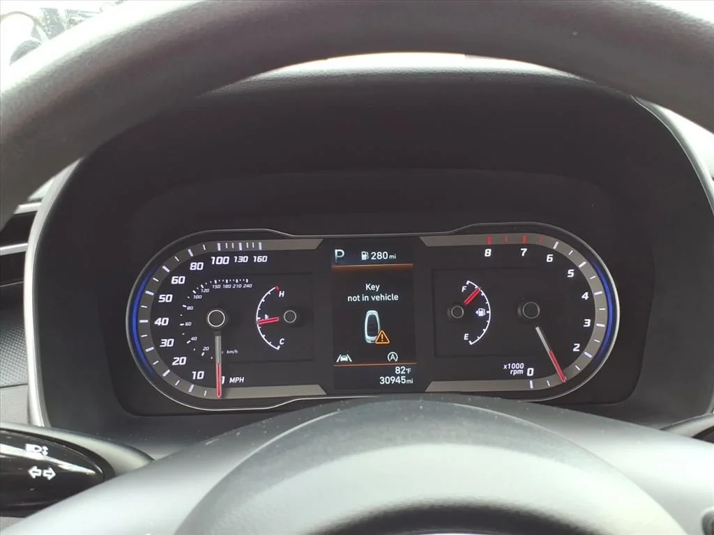 Used 2023 Gray Hyundai SEL image 15