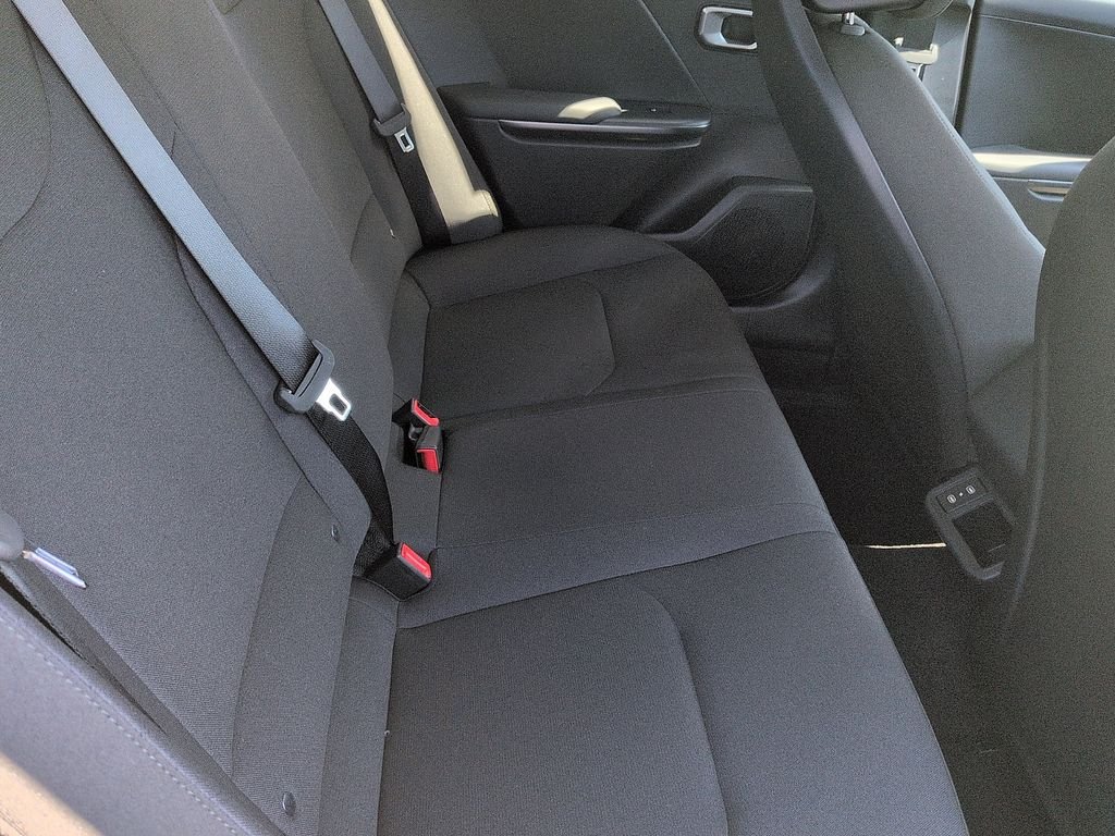 New 2026 Snow White Pearl Kia LX image 8
