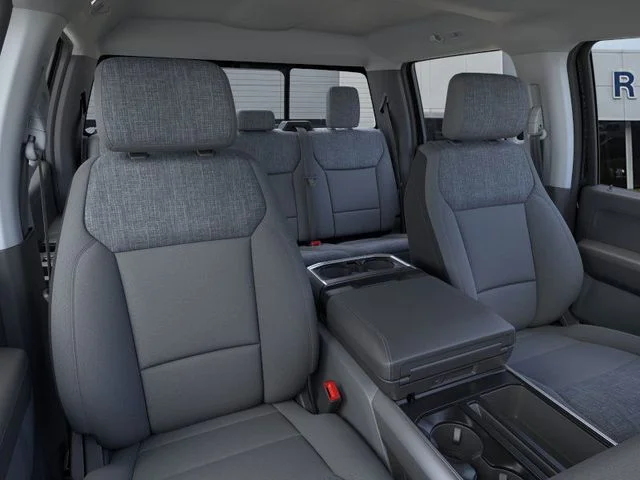 2025 Ford F-150 XLT - Photo 10