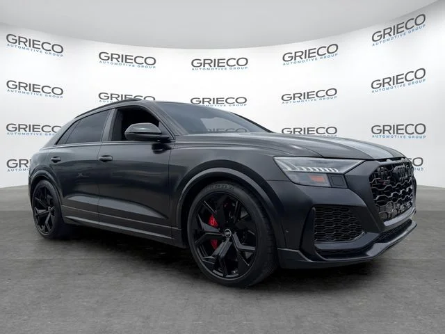 2021 Audi RS Q8 -'s photo