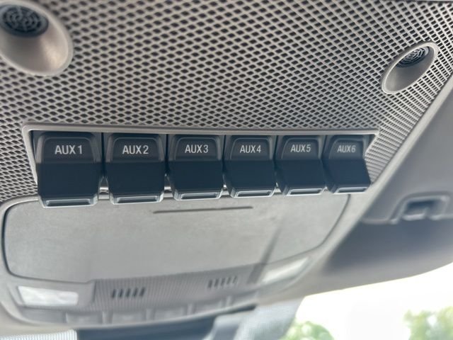 Used 2020 White Ford XL image 27