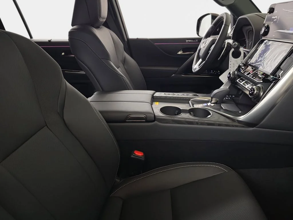 New 2026 Black Lexus 700h Luxury image 9