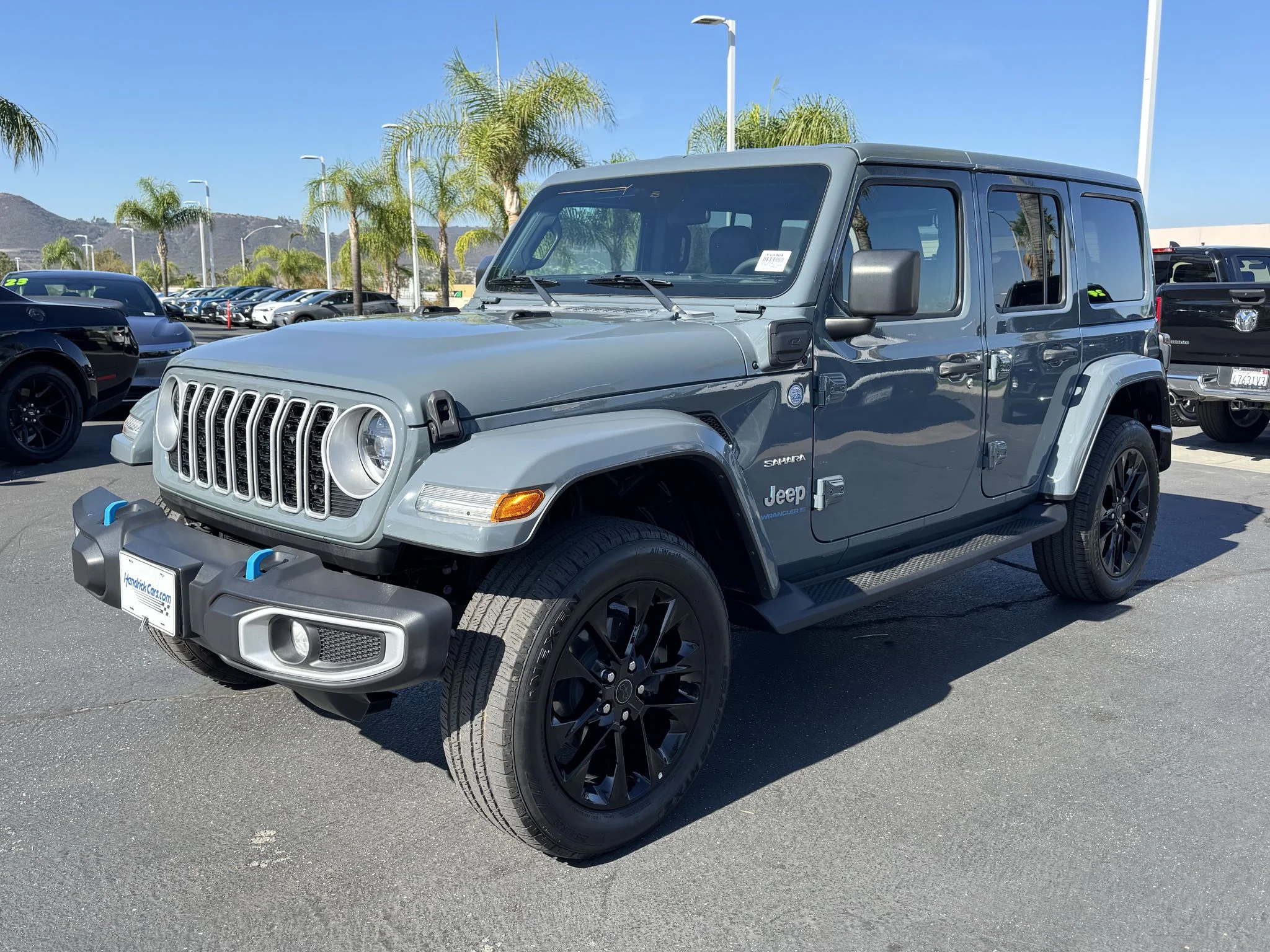 Used 2024 ANVIL CLEAR COAT Jeep Sahara image 3