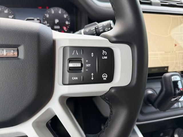New 2026 Carpathian Grey Land Rover X-Dynamic SE image 23