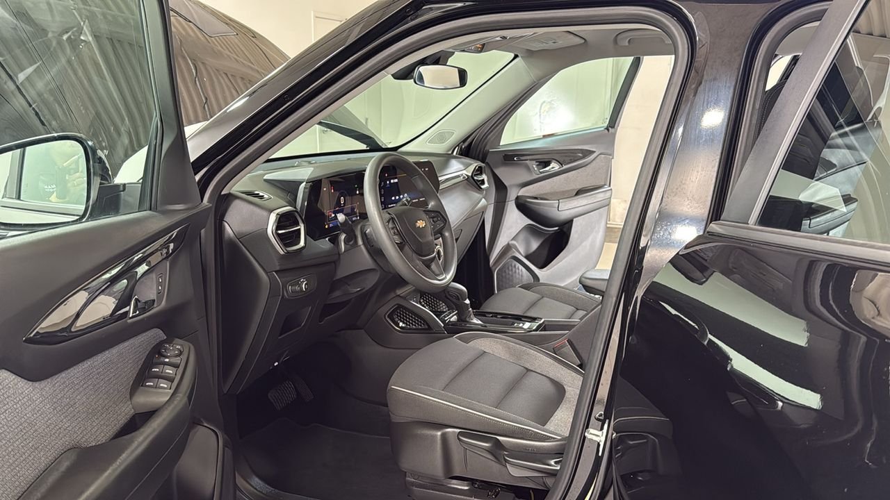 2025 Chevrolet Trailblazer LT - Photo 12