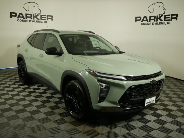 Used 2025 Cacti Green Chevrolet ACTIV w/ Driver Confidence Pkg image 4