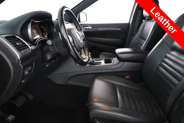Used 2020 Blue Jeep Limited image 16