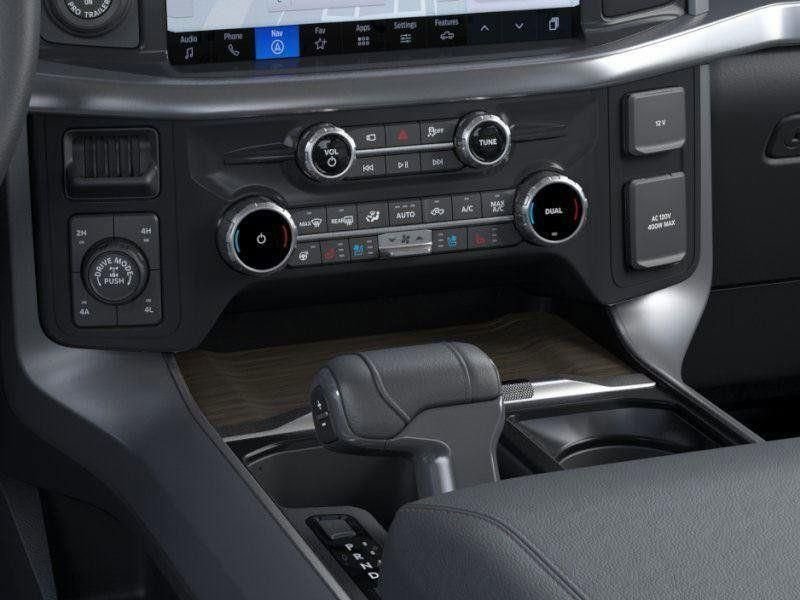 New 2025 Agate Black Metallic Ford Lariat® image 15