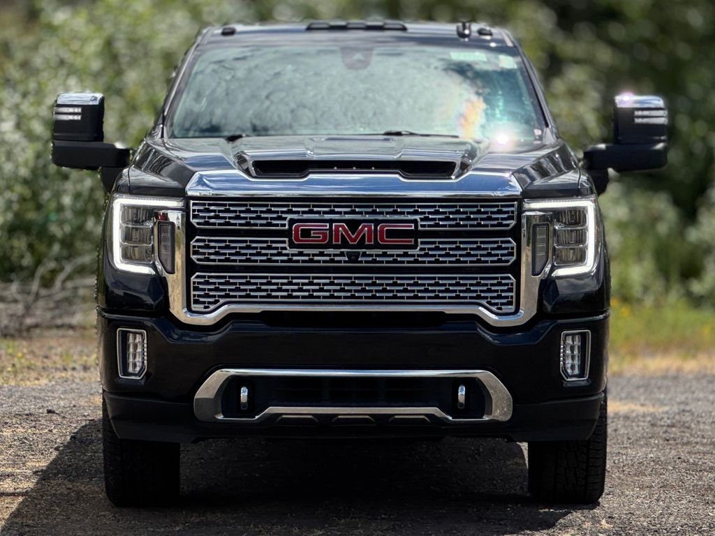 Used 2022 Ebony Twilight Metallic GMC Denali image 1