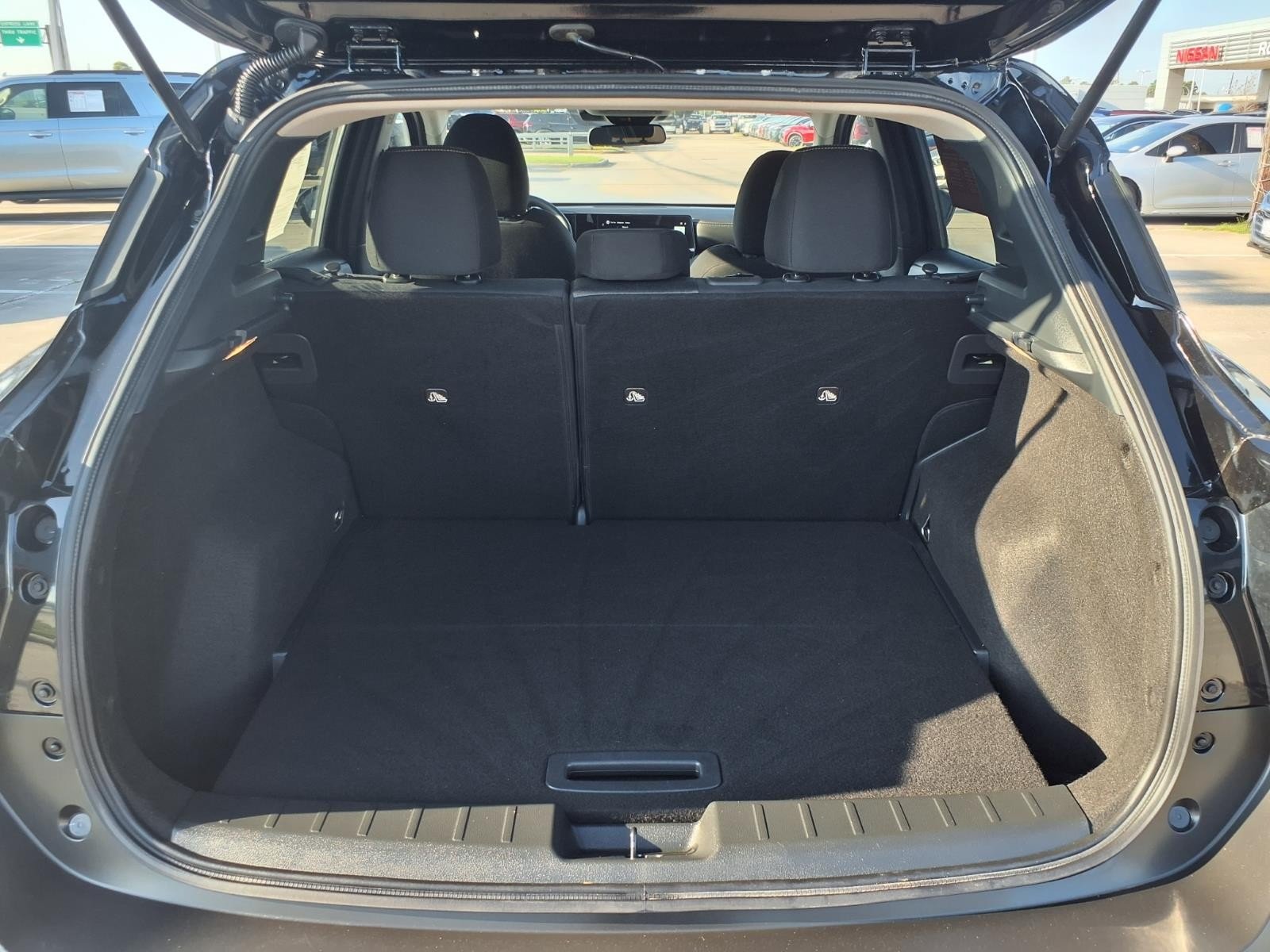2026 Nissan Kicks photo 11 of 26