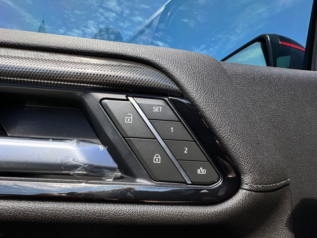 New 2026 Onyx Black GMC AT4 image 19