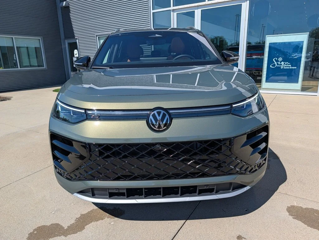 Certified Used 2026 Green Volkswagen 2.0T SEL R-Line Turbo image 9