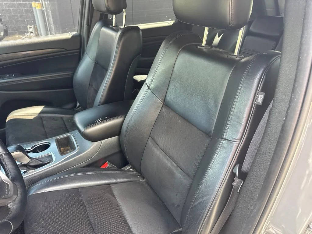 Used 2020 Gray Jeep Altitude image 13