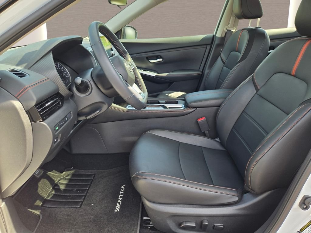 Used 2025 White Nissan SR image 20