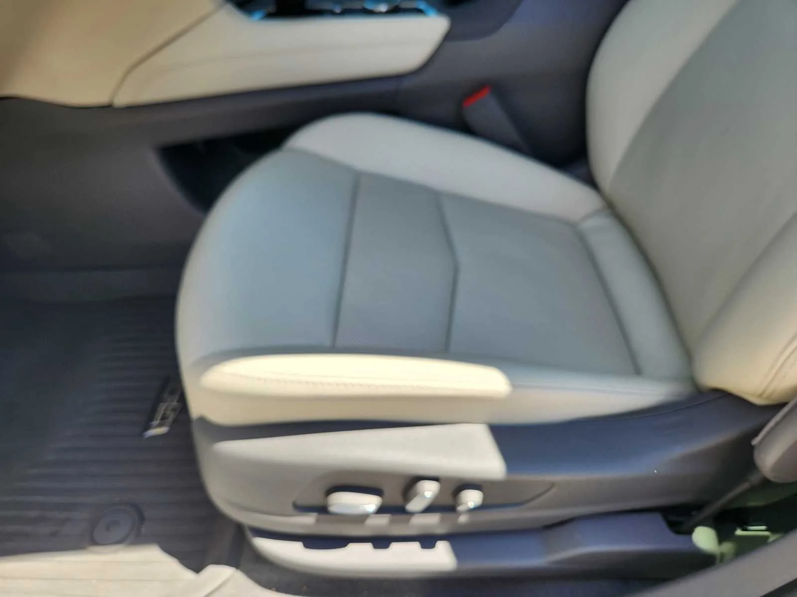 2026 Cadillac XT5 Premium Luxury - Photo 16
